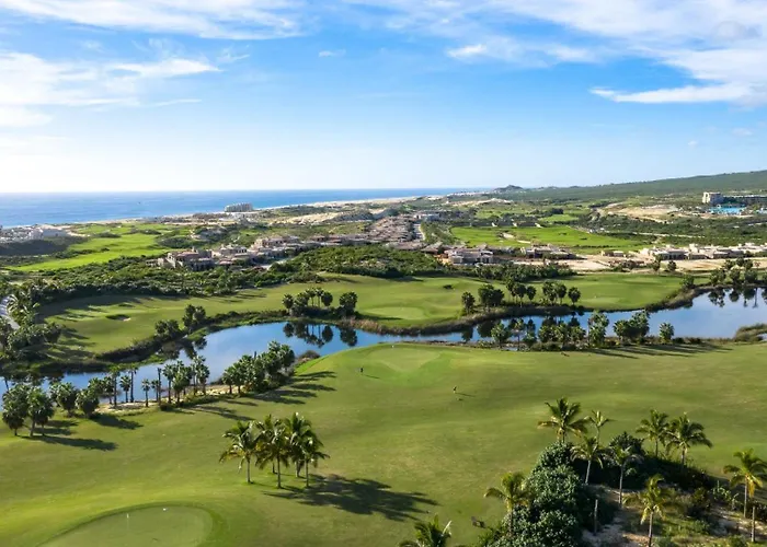 Oceanfront Chic Retreat Studio-golf-spa-jacuzzi & More! Cabo San Lucas