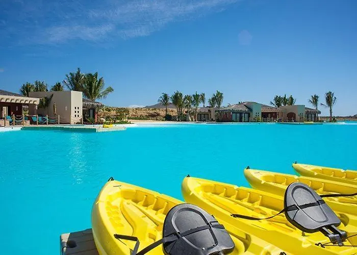 Apartamento Oceanfront Chic Retreat Studio-golf-spa-jacuzzi & More!