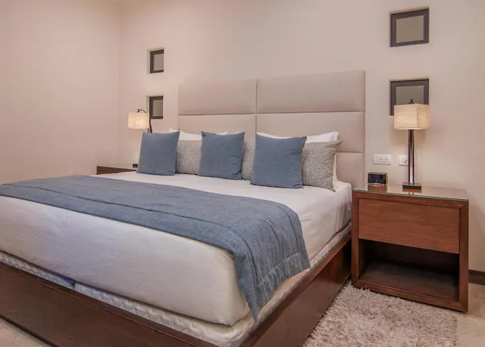 Oceanfront Chic Retreat Studio-golf-spa-jacuzzi & More! Cabo San Lucas
