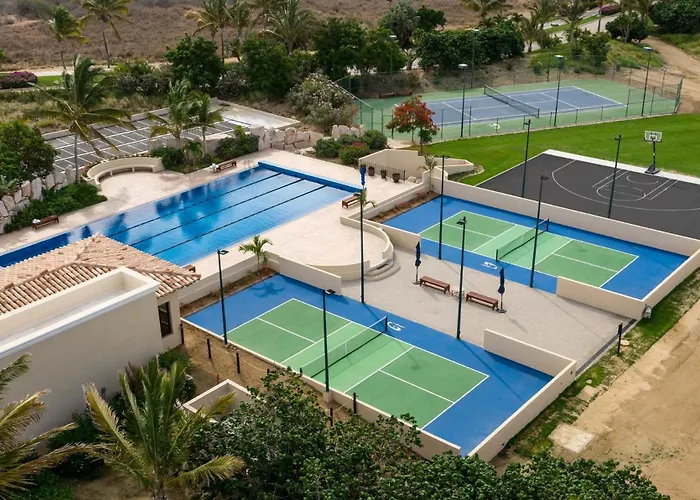 Oceanfront Chic Retreat Studio-golf-spa-jacuzzi & More! Apartamento *