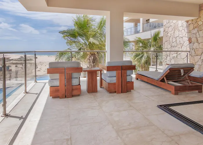 Oceanfront Chic Retreat Studio-golf-spa-jacuzzi & More! * Cabo San Lucas