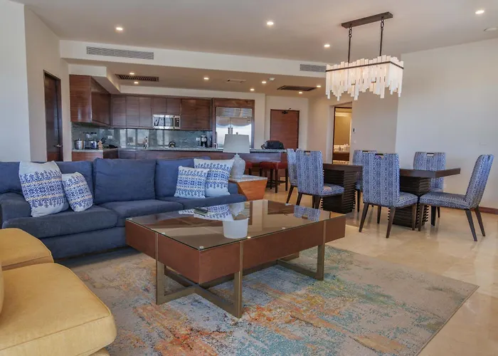 Oceanfront Chic Retreat Studio-golf-spa-jacuzzi & More! Cabo San Lucas