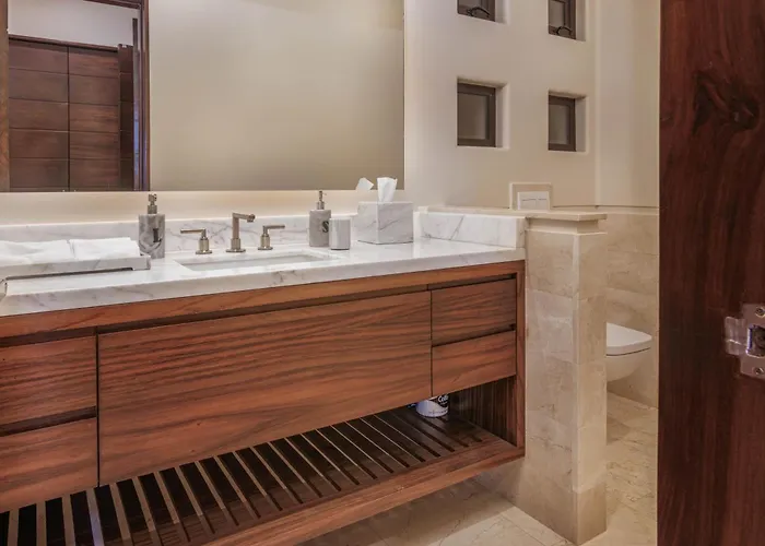 Oceanfront Chic Retreat Studio-golf-spa-jacuzzi & More! Apartamento