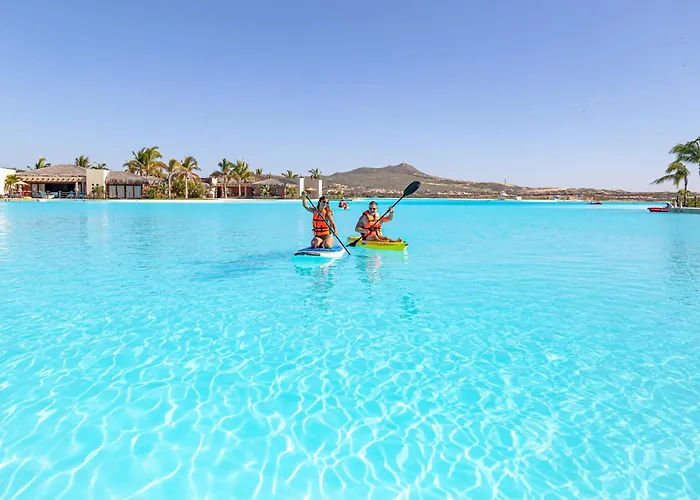 Oceanfront Chic Retreat Studio-golf-spa-jacuzzi & More! Cabo San Lucas